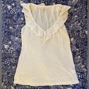 Lilly Pulitzer White Top- perfect for matching Lilly prints!